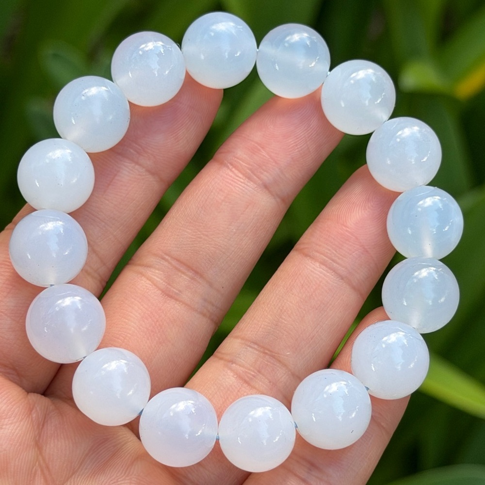 12.5mm stretchable blue‎ chalcedony bracelet 0419